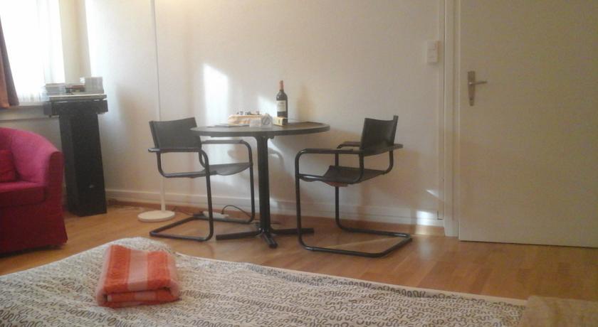 Garden Studio Apartment Zuerichberg エクステリア 写真