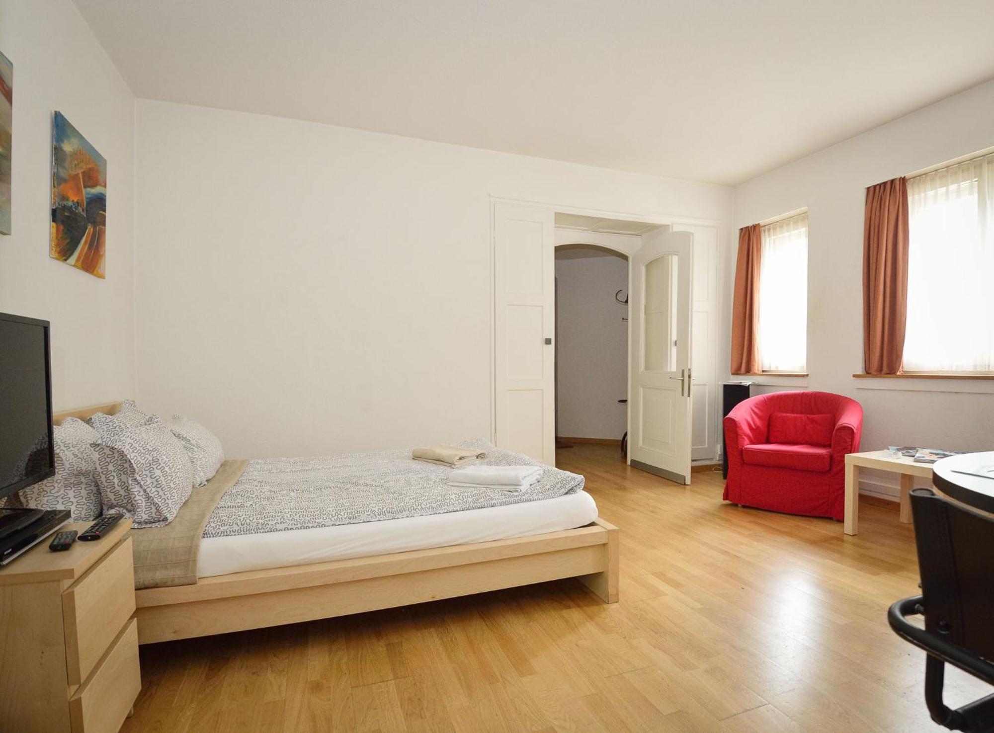 Garden Studio Apartment Zuerichberg 部屋 写真