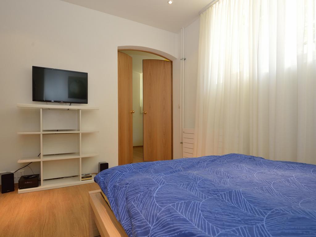 Garden Studio Apartment Zuerichberg 部屋 写真
