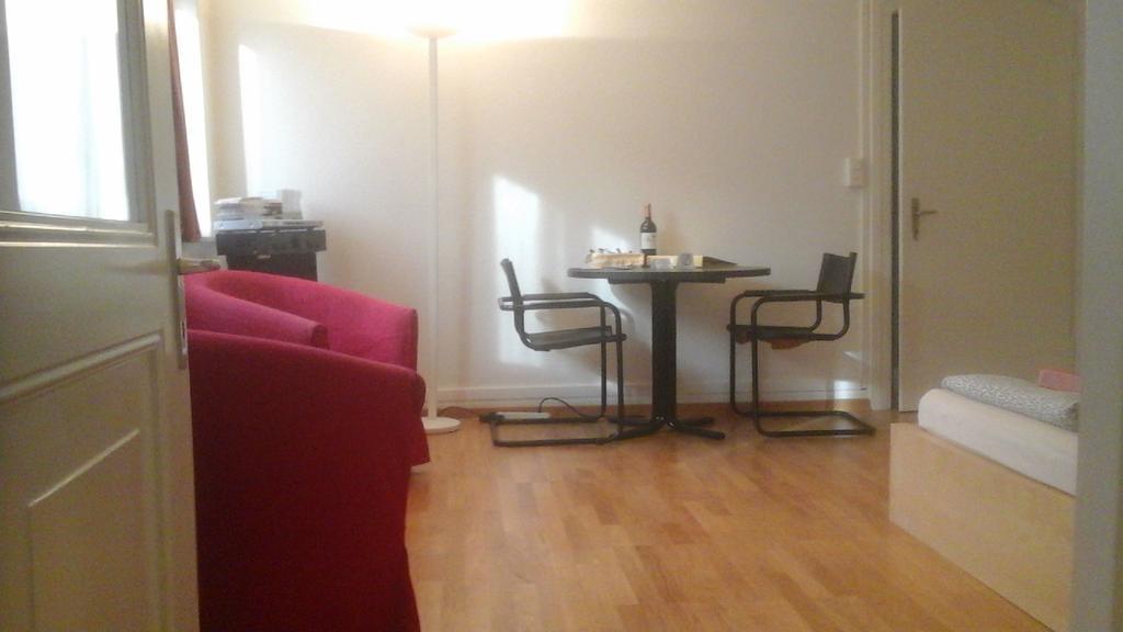 Garden Studio Apartment Zuerichberg 部屋 写真