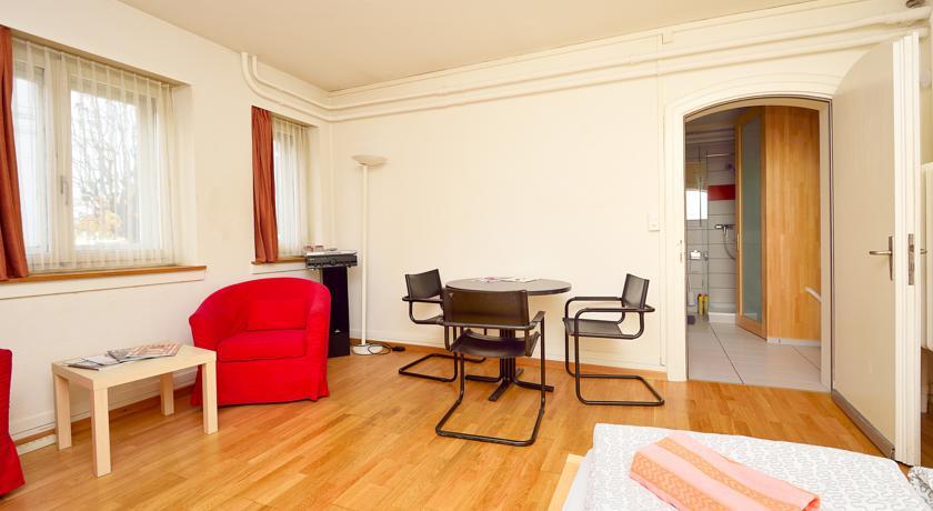 Garden Studio Apartment Zuerichberg エクステリア 写真